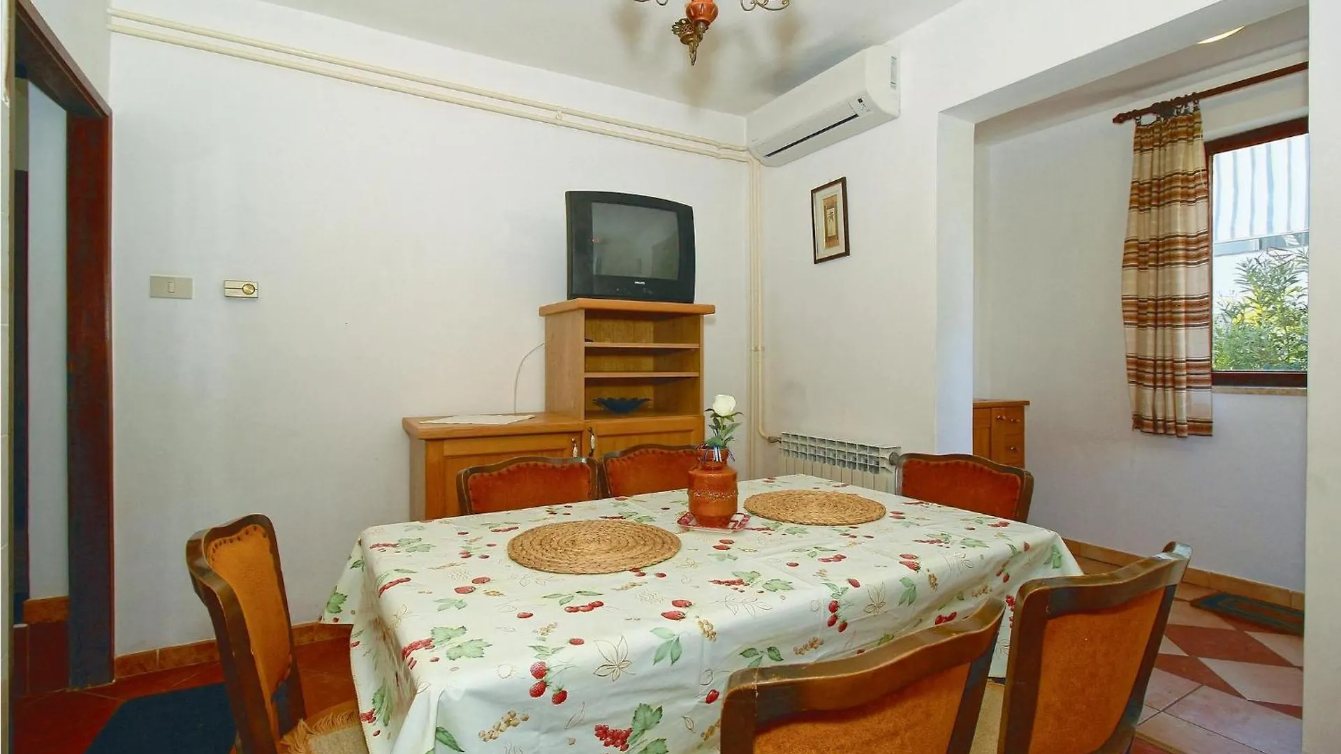 2 Bedroom Nice Apartment In Poreč Chorvatsko